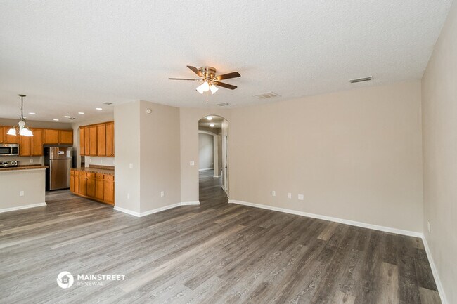 Foto del edificio - 9370 Jayhawk Ln