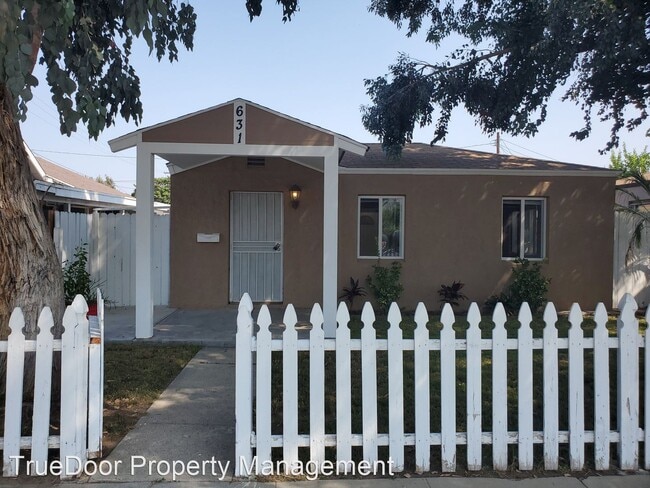 Building Photo - 1 br, 1 bath House - 631 W. Almond Ave A