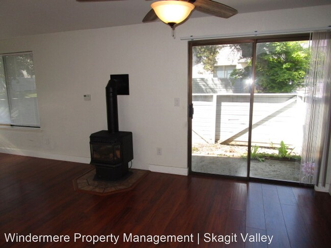 Building Photo - 2 br, 2 bath House - 2819 Firwood Lane, Un...