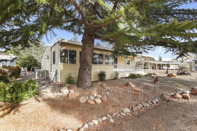 Building Photo - 15 Cochise Way