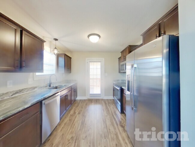 Foto del edificio - 2945 Lancelot Ln