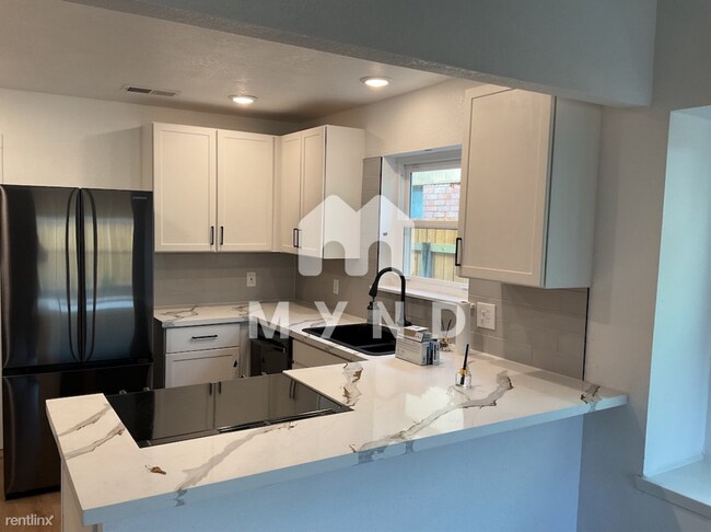 Building Photo - 3 br, 2 bath House - 6815 Brookvale