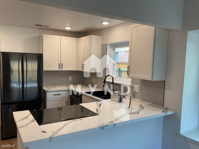 Foto del edificio - 3 br, 2 bath House - 6815 Brookvale