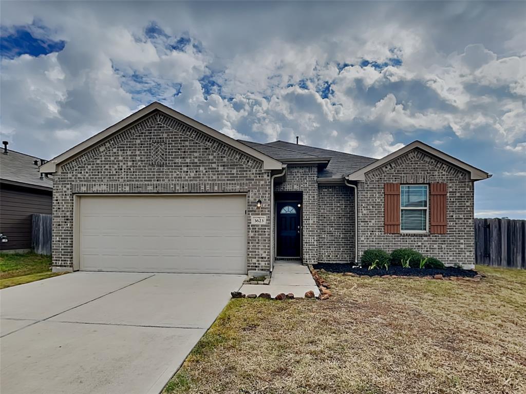 Foto principal - 3623 Karissa Rd