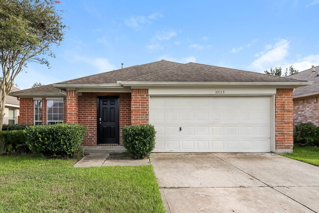 Building Photo - 32123 Decker Oaks Dr