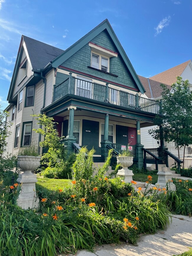 Building Photo - 2845 N Cramer St