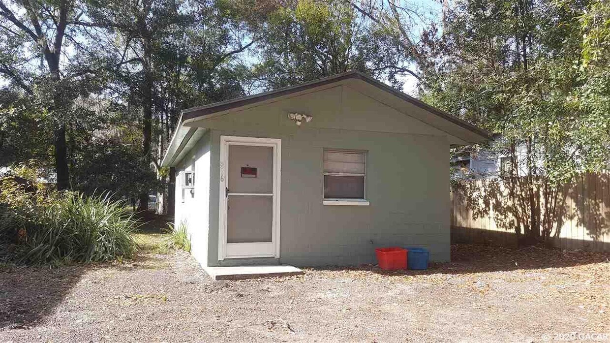 816 NE 19th St, Gainesville, FL 32641 House for Rent in Gainesville