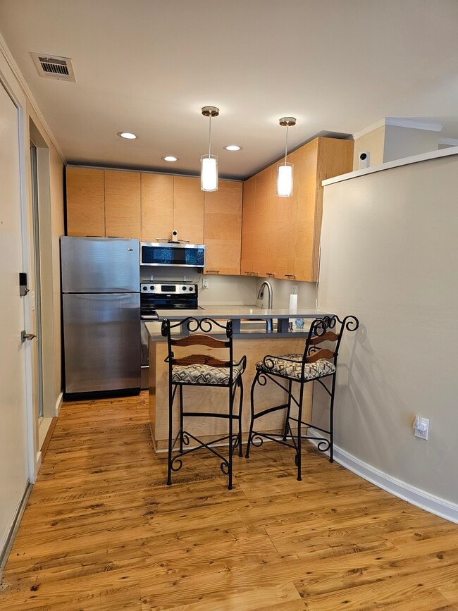 Foto del edificio - 287 14th St NW
