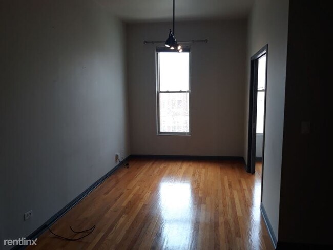 Building Photo - 2215 N Campbell Ave