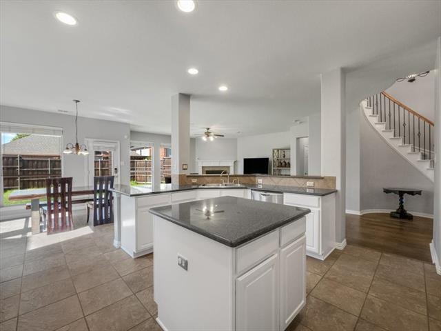 Building Photo - 1124 Lamplight Way