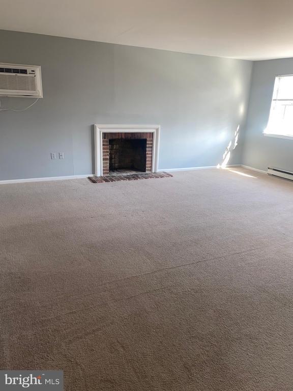 Foto principal - 1216 Cedar Rd