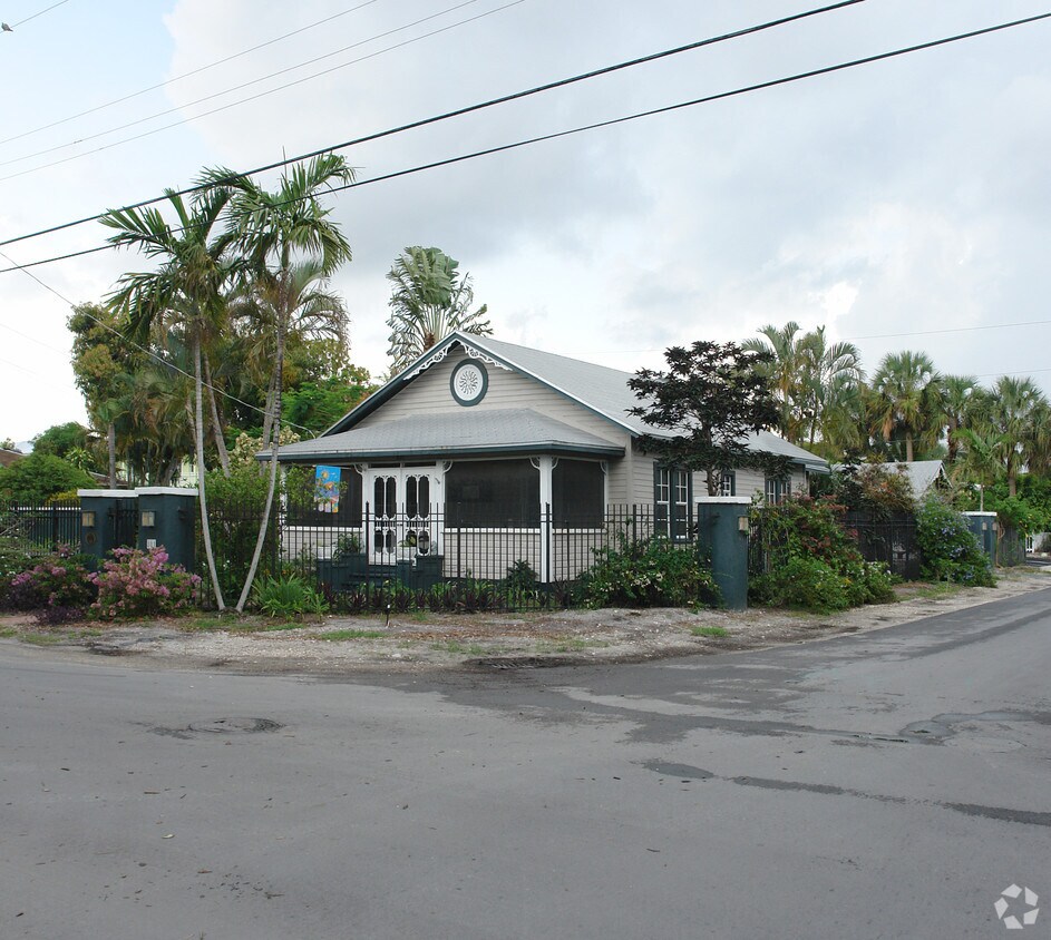 Foto principal - 801 Middle St