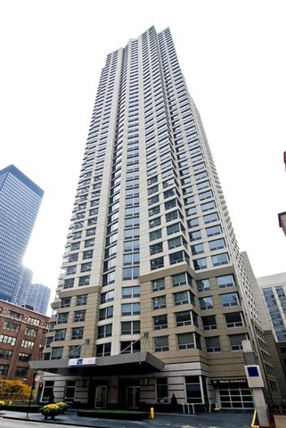 Primary Photo - 440 N Wabash Ave