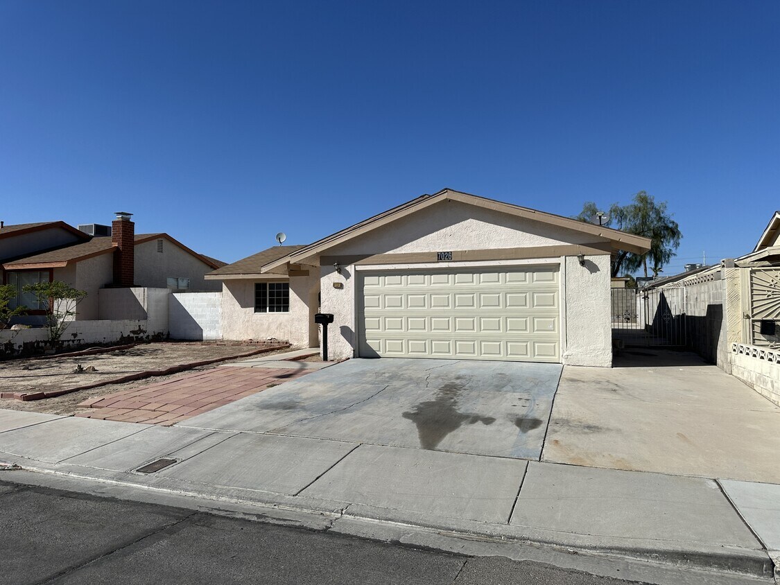 Foto principal - 7026 Westbrook Ave