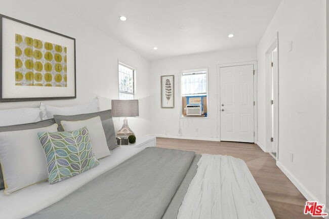 Foto del edificio - 1518 W 85th St