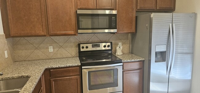 Foto del edificio - 5501 Bradford Pear Ln