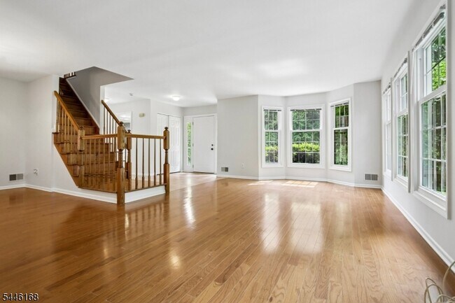 Building Photo - 85 Laurelwood Ct