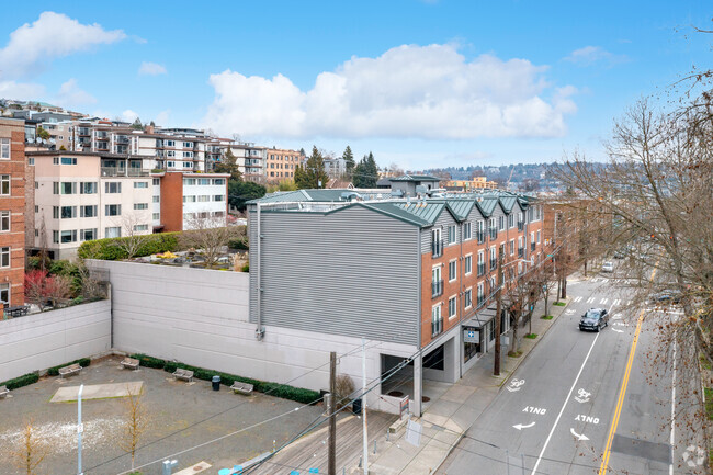 Foto del edificio - Barclay Court