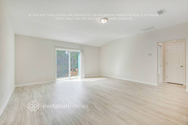 Foto del edificio - 2648 Kersey Dr W