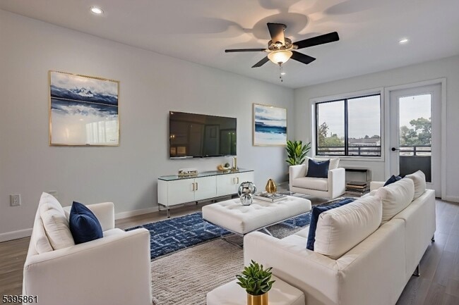 Foto del edificio - 850 Main St