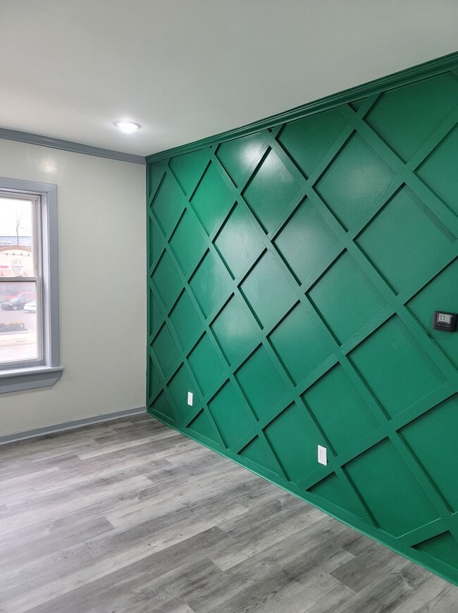 Building Photo - Soldoris