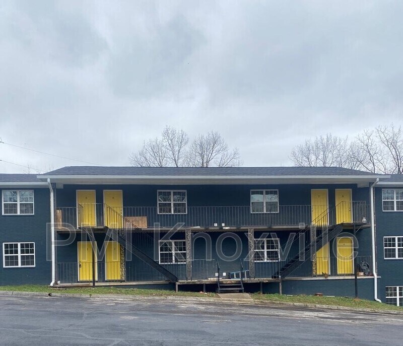 123 Ingersoll Ave Unit Apt 3, Knoxville, TN 37920 Condo for Rent in
