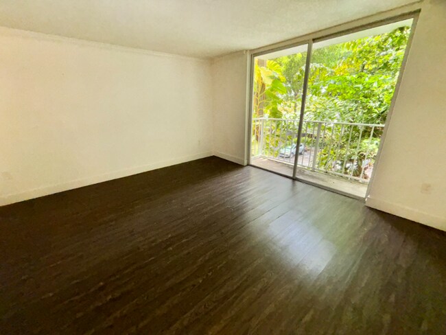 Foto del edificio - 1740 NW N River Dr