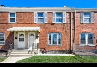 Building Photo - 6361 S Lockwood Ave