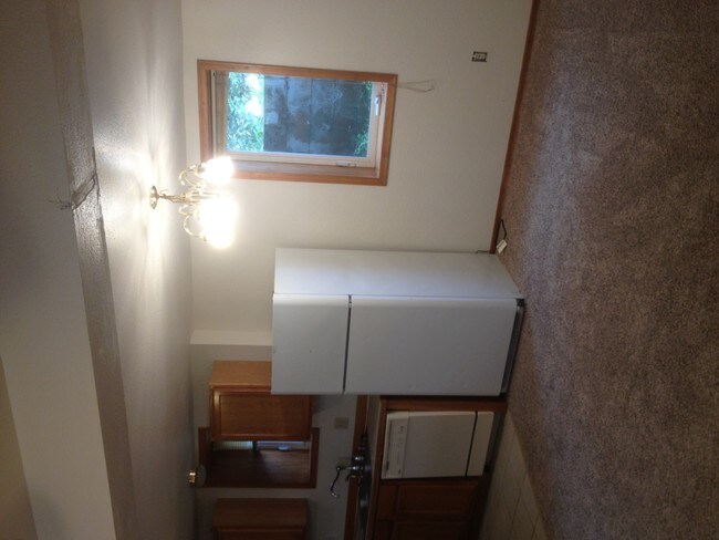 Building Photo - 2224 Mercier St