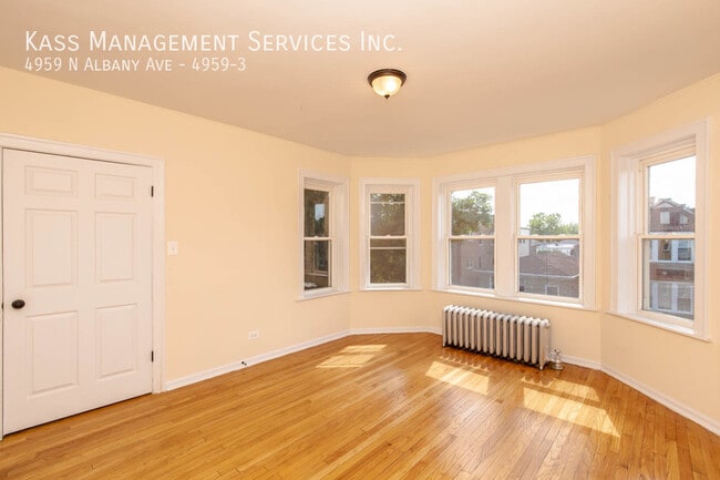 Building Photo - 4959 N Albany Ave
