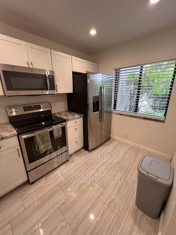 Building Photo - 2500 Presidential Way