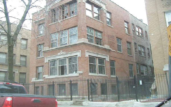 Building Photo - 4746 S Ellis Ave
