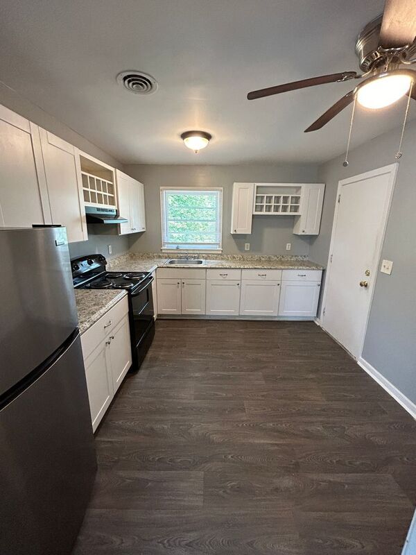 Building Photo - 809 Glen Ridge Dr