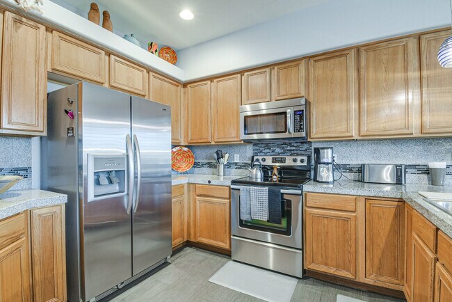 Foto del edificio - 13847 N Hamilton Dr