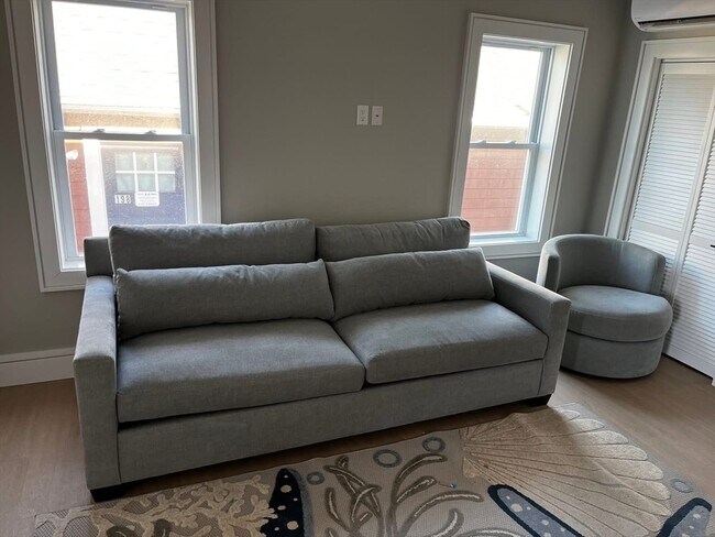 Foto del edificio - 194 North End Blvd