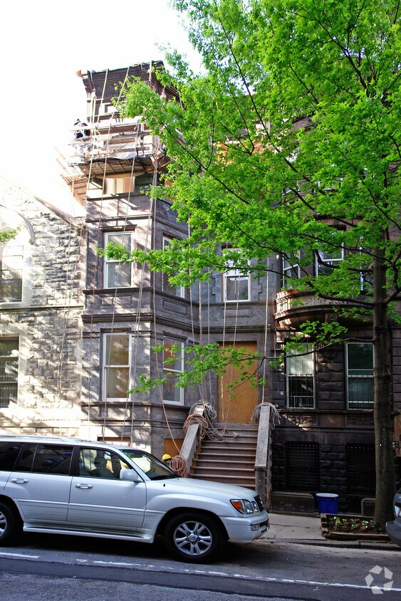 Foto del edificio - 304 W 91st St