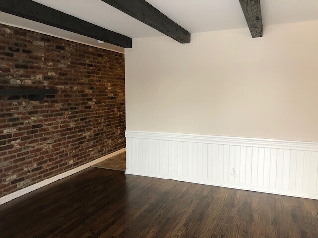 Foto del edificio - 2336 WALKER AVENUE