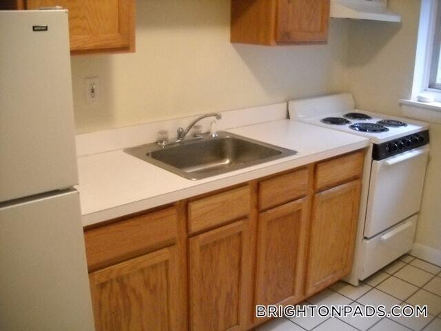 Building Photo - 65 Chiswick Rd