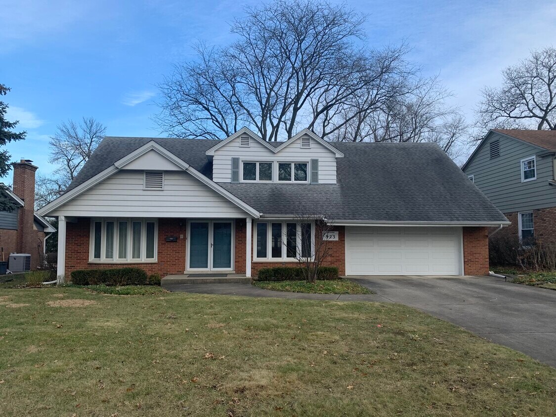 923 S Bruner St, Hinsdale, IL 60521 House Rental in Hinsdale, IL