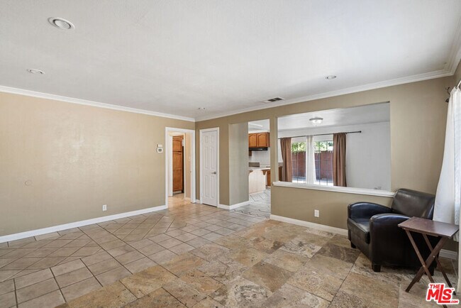 Foto del edificio - 1845 Norval St