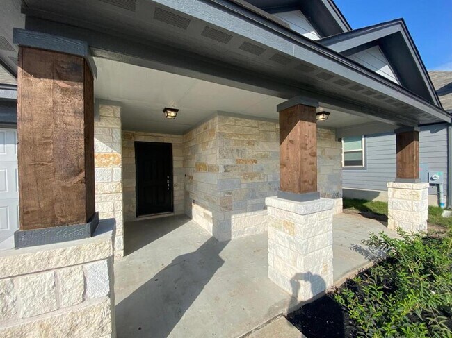 Foto del edificio - 142 Goldfinch Dr