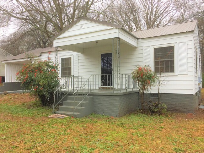 Building Photo - 126 Irene Cir