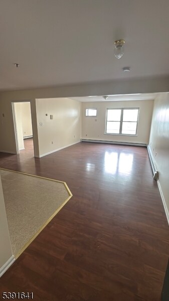 Foto del edificio - 620 1st Ave