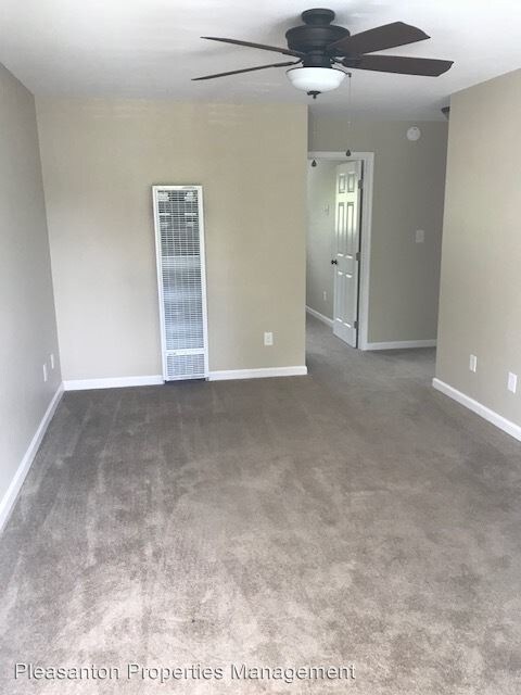 Foto del edificio - 4458 Pleasanton Ave