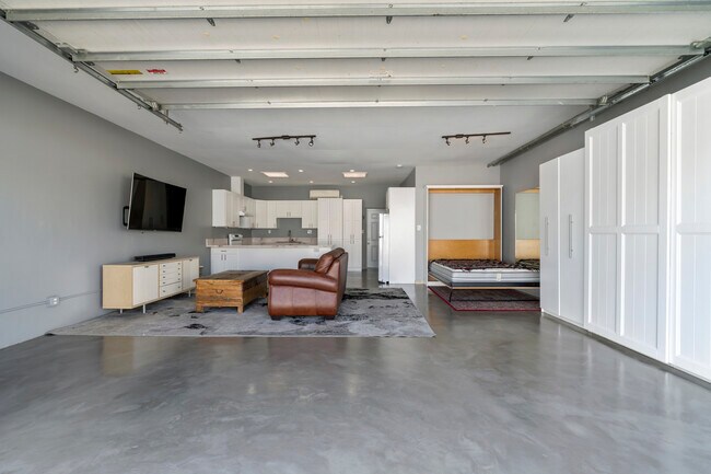 Foto del edificio - 3215 W Chandler Blvd