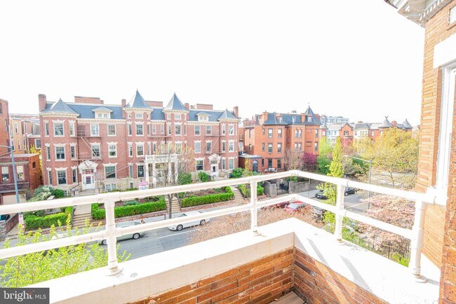 Foto del edificio - 2617 13th St NW