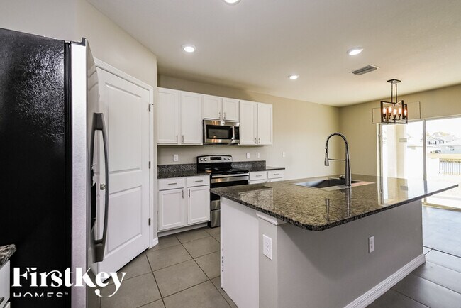 Building Photo - 152 Tierra Verde Way
