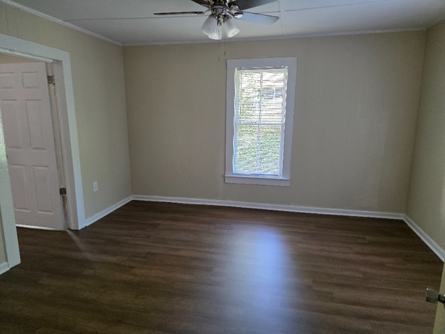 Foto del edificio - 208 Reid St