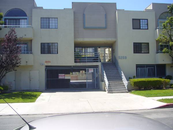 Foto principal - 5259 Cartwright Ave