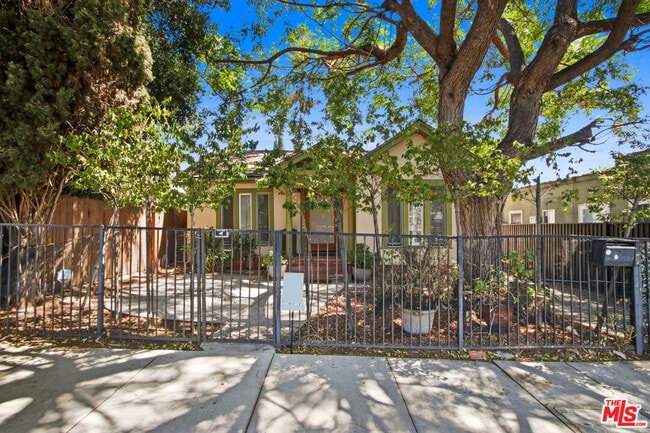 Building Photo - 1246 N Genesee Ave